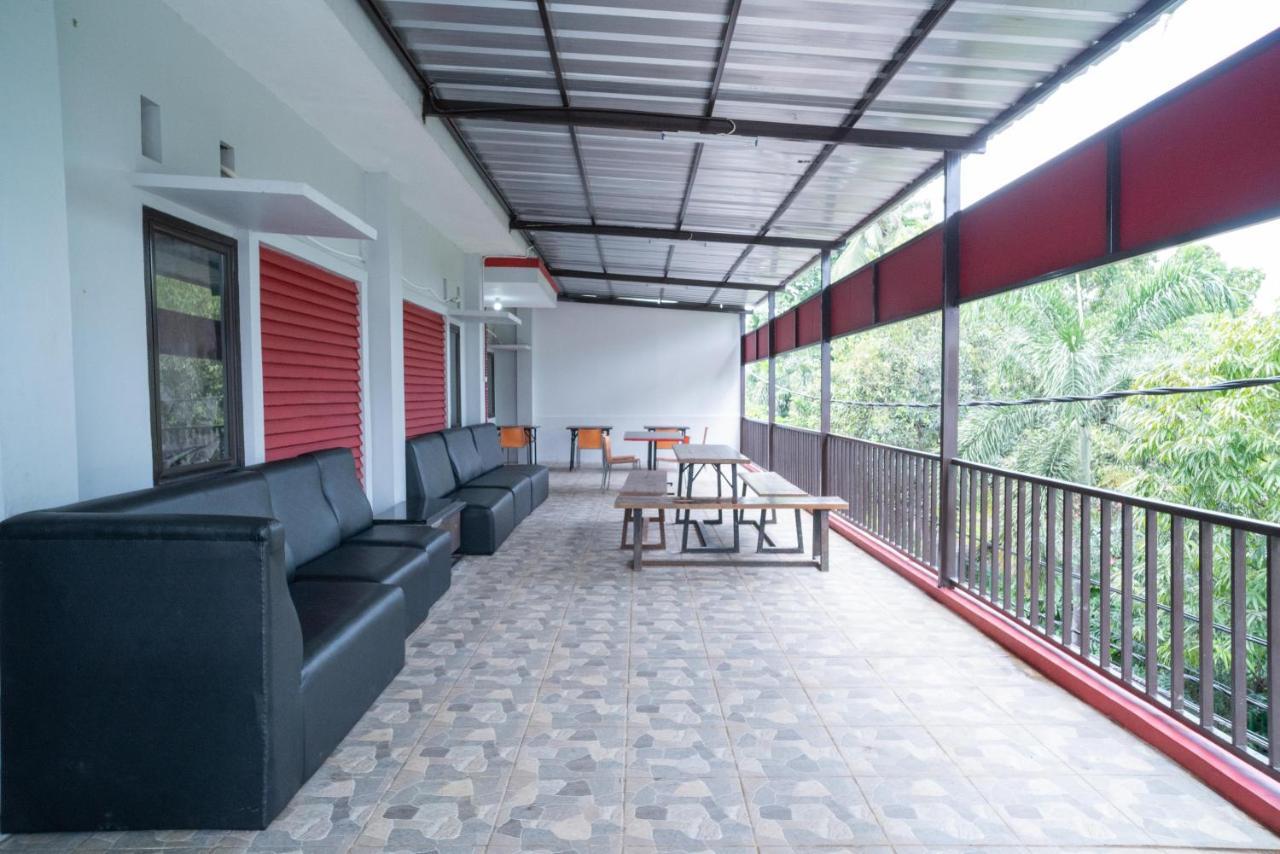 Reddoorz Plus Near Itc Cempaka Mas 2 Τζακάρτα Εξωτερικό φωτογραφία